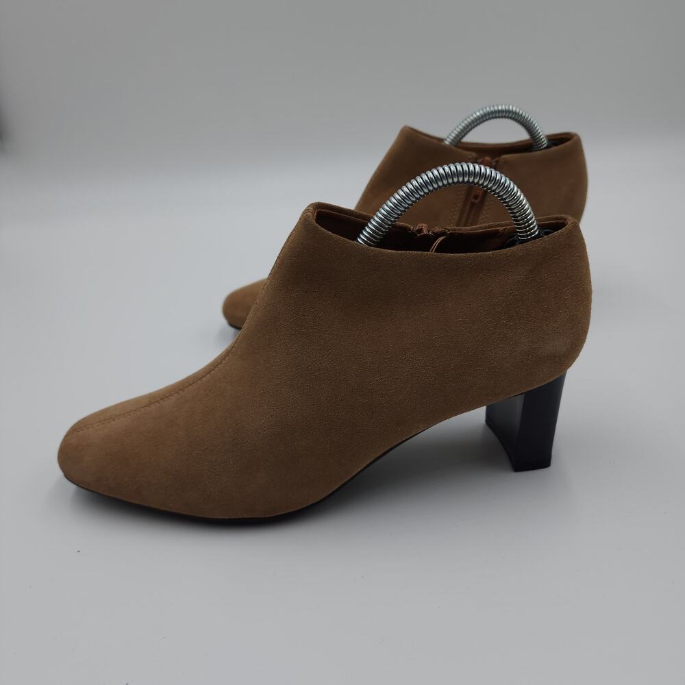 Chadwicks Women’s Ankle Bootie Size 6.5